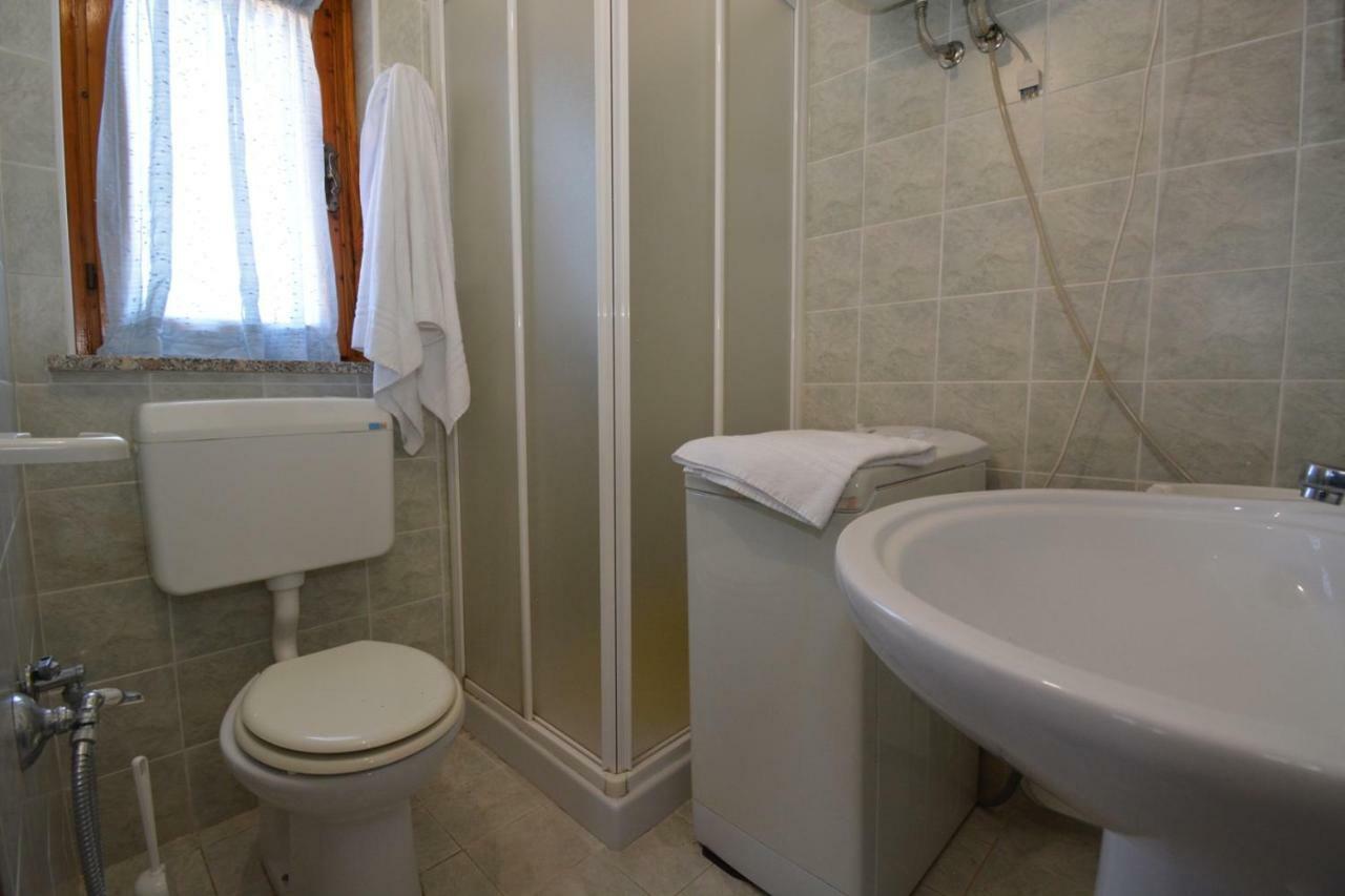 Appartamento Casa Nadia San Teodoro  Esterno foto